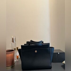 Steve Madden - small black purse with detachable strap